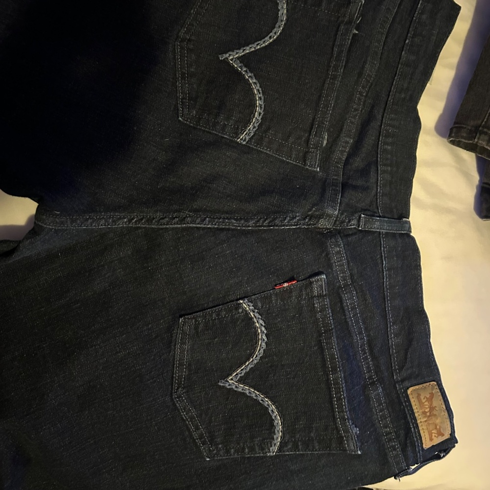 Levi’s - Picture 6 of 7
